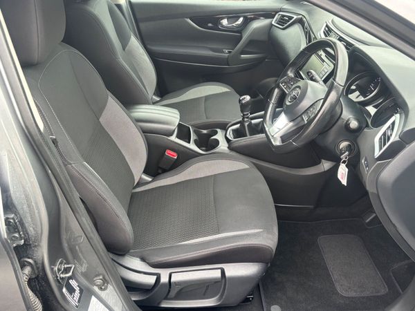 Nissan Qashqai SV Commercial  only 102000kms 355604617