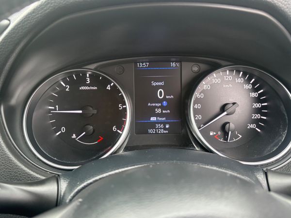 Nissan Qashqai SV Commercial  only 102000kms 355604636