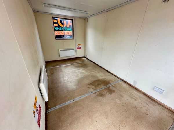 16 X 8 ... SITE OFFICE , CABIN , KITCHEN ....657P 355608764