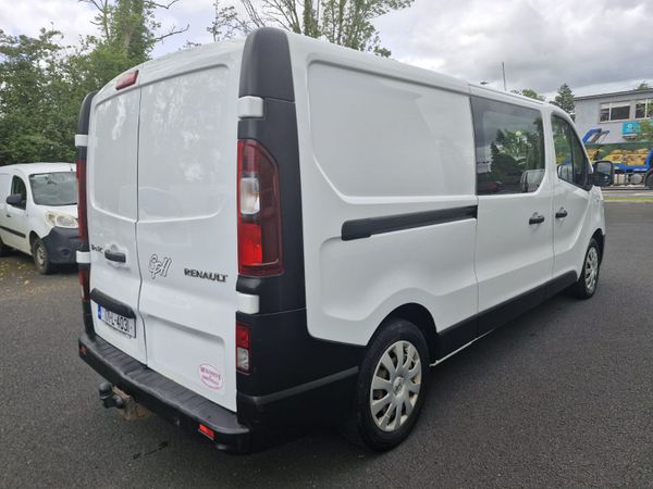 Renault Trafic 2017 Crewcab 355600609