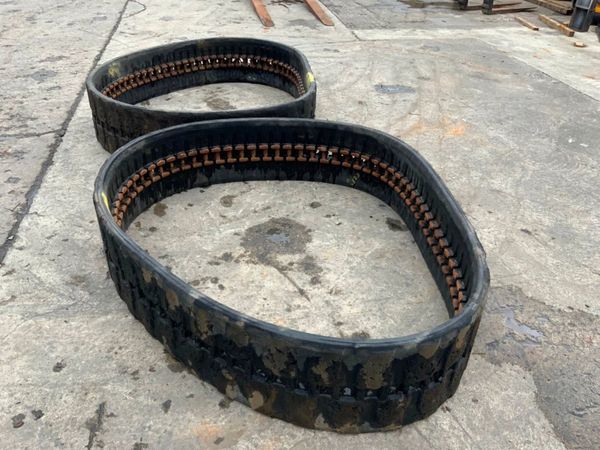 400 x 74 x 73 RUBBER TRACKS..........4823. 355601916