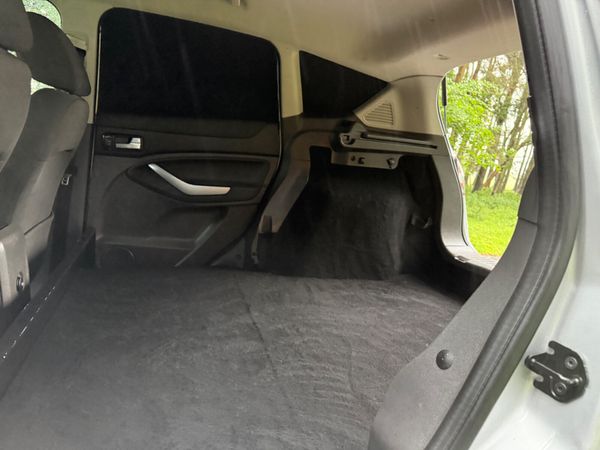 Ford Kuga 2011 Diesel 4X4 355668421