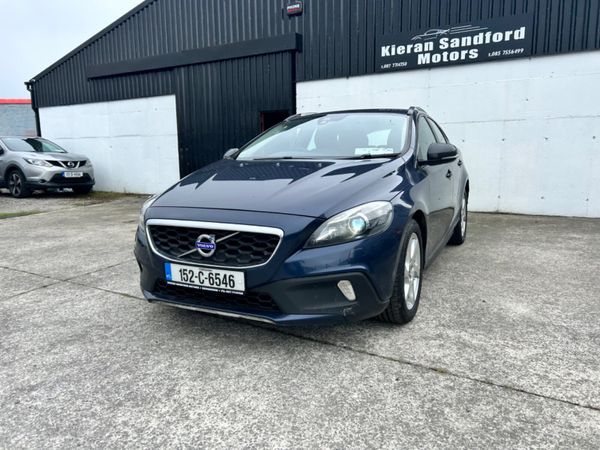 2015 Volvo V40 355705828