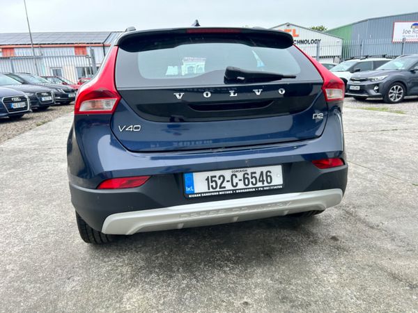 2015 Volvo V40 355705832