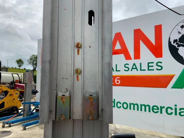 2023 GENIE SLA-15 MANUAL MATERIAL HOIST....5371. 355716925