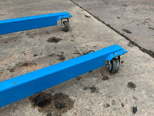 2023 GENIE SLA-15 MANUAL MATERIAL HOIST....5371. 355716938