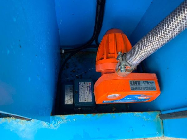 TRIME SEVEN STATION AUTOMATIC X-BOOT WASH..... 355730738