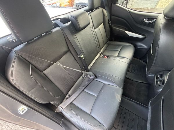 2016 Nissan Navara 2.3DCI Auto N-GUARD Crewcab 355747573