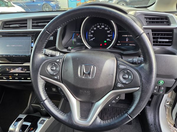 Honda Fit 1.5L Hybrid L-package self-chargin 355774625