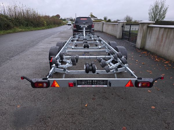 Boat Trailers 355787704