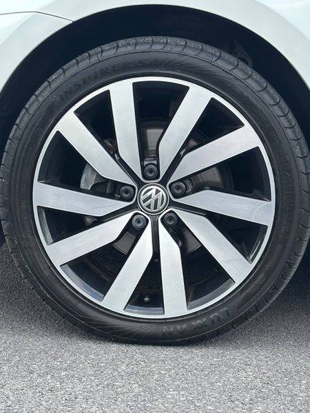 202 VW Golf 1.6tdi *Irishcar *LowKms 355782665