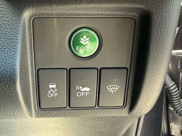 2015 Honda Vezel(HRV)1.5 hybrid auto,52k Miles 355799902