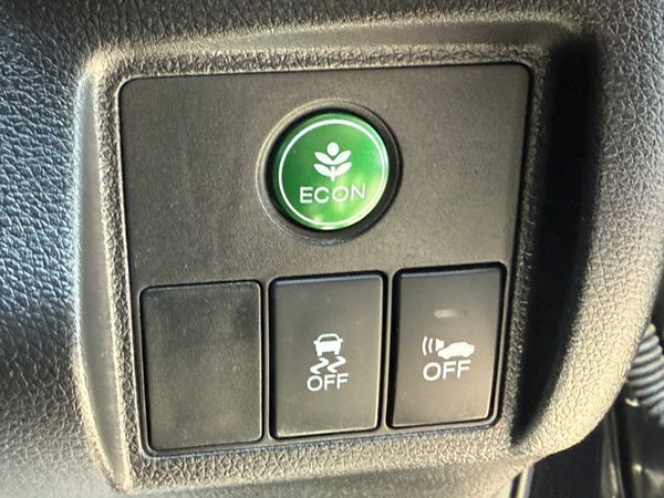 2015 Honda Vezel(HRV)1.5 hybrid auto,43k Miles 355800381