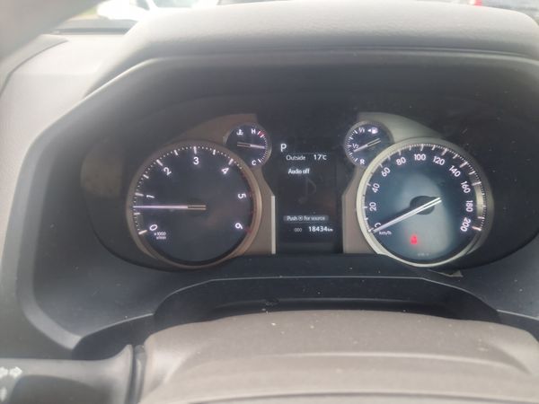 Toyota Land Cruiser GX LWB Auto 355898651