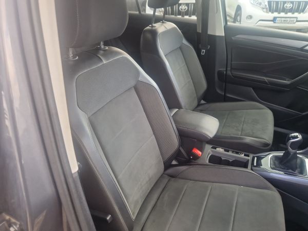 Volkswagen T-Roc 2.0 TDi 355904084