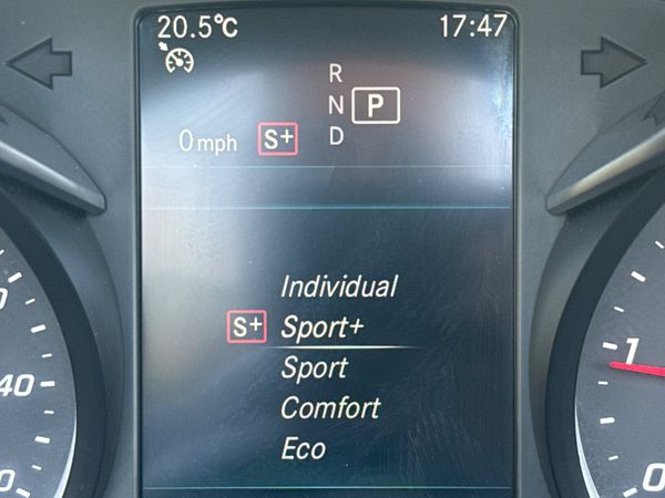 Mercedes-Benz C-Class 2019 220 D AMG 356013457