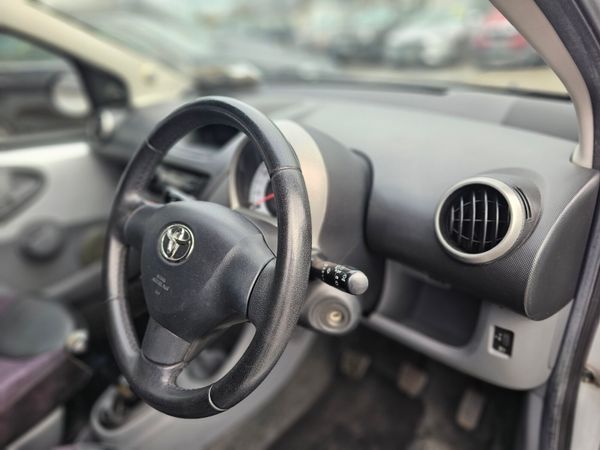 TOYOTA AYGO // NEW NCT 06/26 // PLATINUM MODEL 356147144