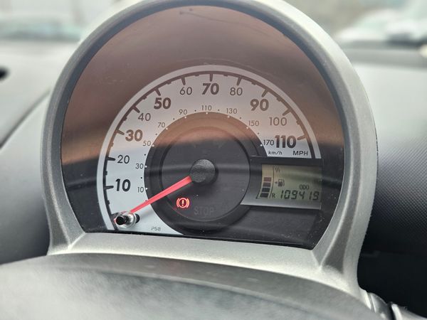 TOYOTA AYGO // NEW NCT 06/26 // PLATINUM MODEL 356147152