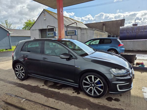 Volkswagen Golf 2015 GTE PLUG IN HYBRID AUTOMATIC 356167890