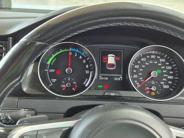Volkswagen Golf 2015 GTE PLUG IN HYBRID AUTOMATIC 356167930