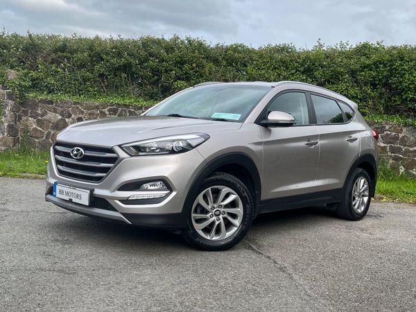 Hyundai Tucson 1.7d Premium. New NCT 01/27 356236354
