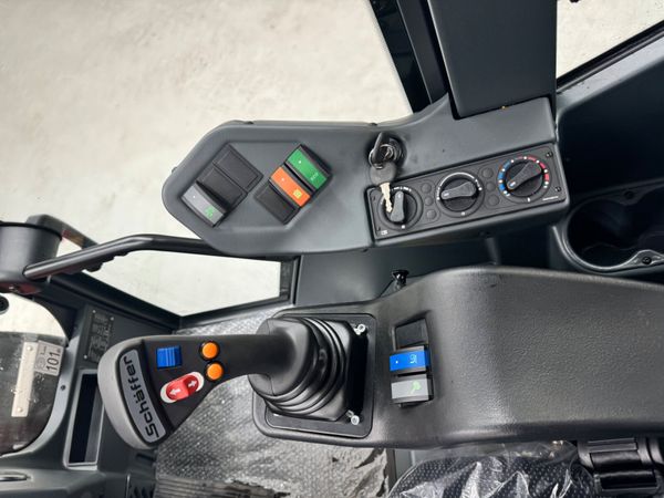 2025 Demo Schaffer 8620T 356397465