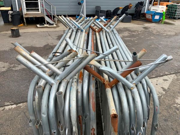 20 of GALVANISED PEDESTRIAN BARRIERS......4856. 356428328