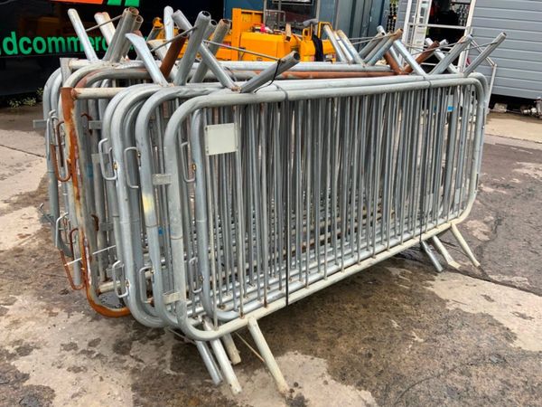20 of GALVANISED PEDESTRIAN BARRIERS......4856. 356428329