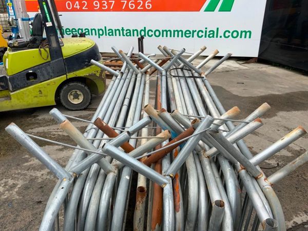 20 of GALVANISED PEDESTRIAN BARRIERS......4856. 356428321