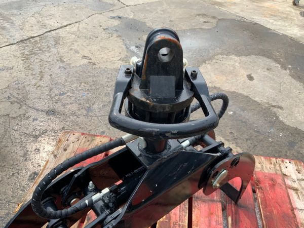 UNUSED MINI DIGGER LOG GRAPPLE..........1418. 356428965