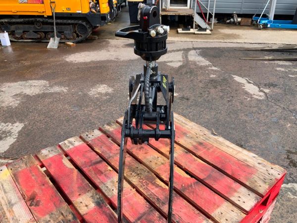 UNUSED MINI DIGGER LOG GRAPPLE..........1418. 356428969