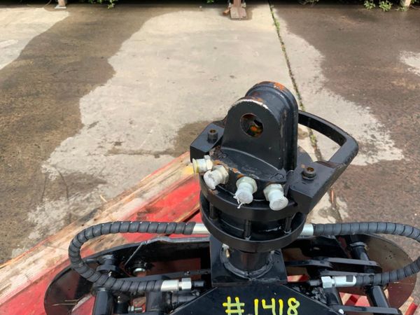 UNUSED MINI DIGGER LOG GRAPPLE..........1418. 356428975