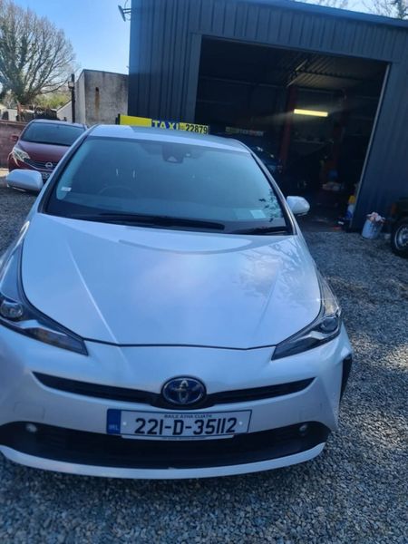 Taxi for rent and Rent to buy 356435967