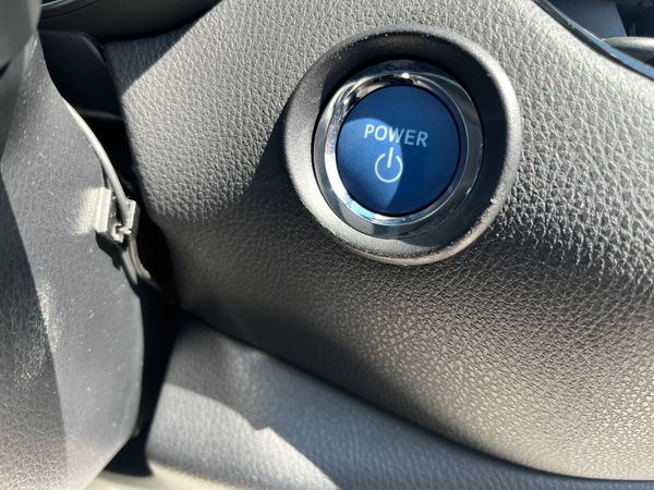 TOYOTA C-HR 2018, 1.8 HYBRID AUTO LOW KMS 356438995