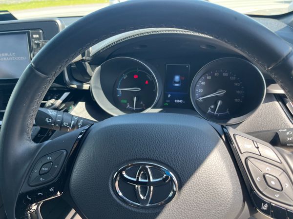 TOYOTA C-HR 2018, 1.8 HYBRID AUTO LOW KMS 356438992