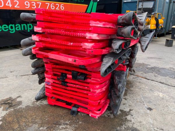 20 of  PEDESTRIAN  PLASTIC BARRIERS......5679. 356444393