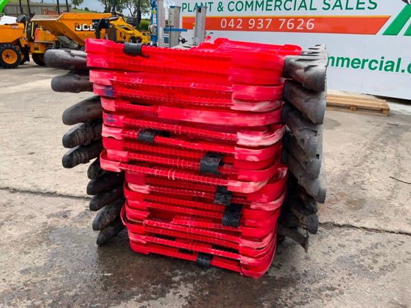 20 of  PEDESTRIAN  PLASTIC  BARRIERS ....6337. 356444508