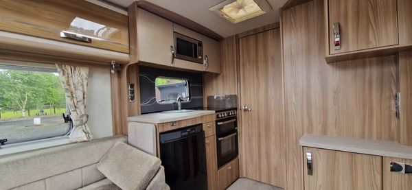 Swift Corniche 19/4 island bed Caravan 356450655