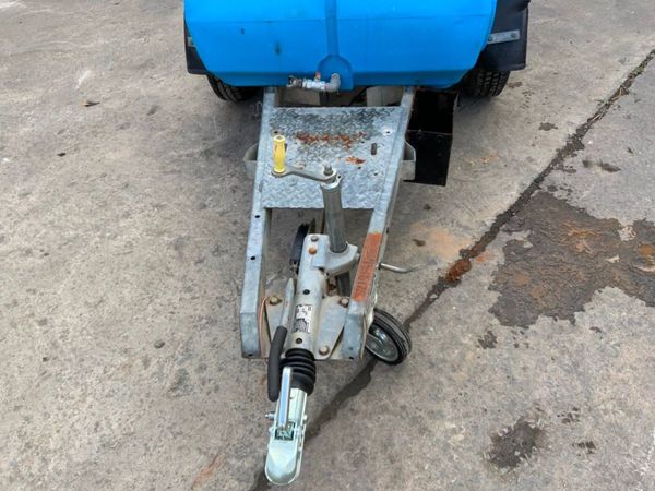 900lts. SINGLE AXLE WATER BOWSER..........57w. 356460534