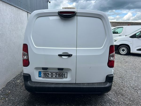 2019 Peugeot partner 1.6 Hdi - Professional 356470529