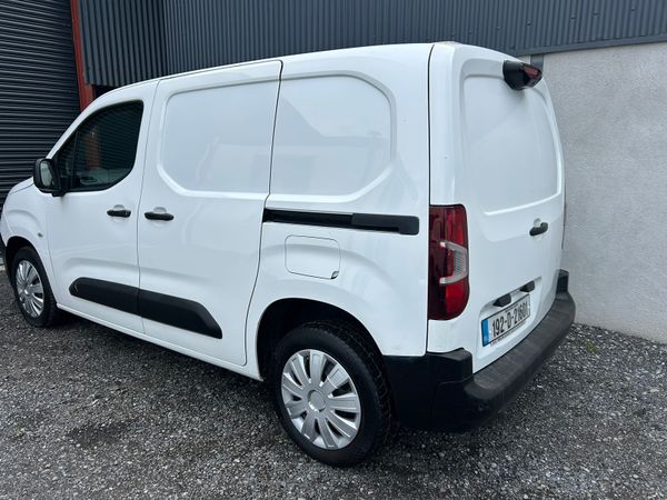 2019 Peugeot partner 1.6 Hdi - Professional 356470531