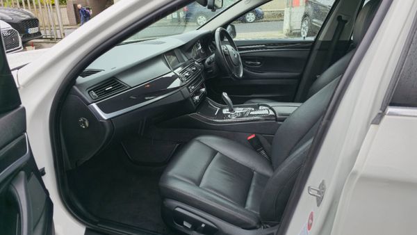 BMW 5-Series 2015 356558198