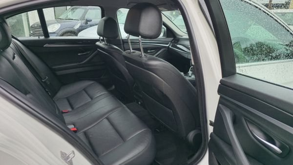 BMW 5-Series 2015 356558215