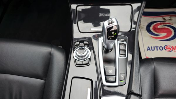 BMW 5-Series 2015 356558244