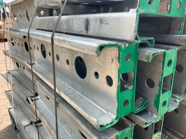 600mm SHUTTERING STRONGBACK / WHALERS. 356552517