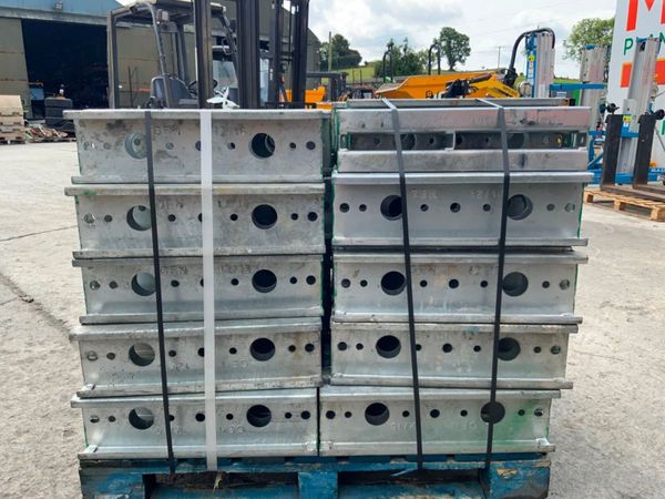 600mm SHUTTERING STRONGBACK / WHALERS. 356552519