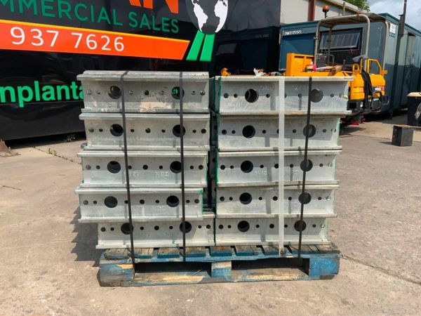600mm SHUTTERING STRONGBACK / WHALERS. 356552512