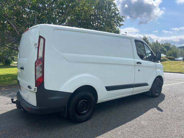 Ford Transit Custom 2016 356566312