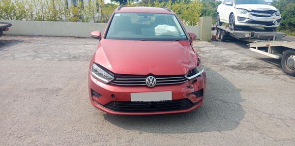2015 Volkswagen Golf SV Plus 1.6 Tdi For Breaking! 356561538