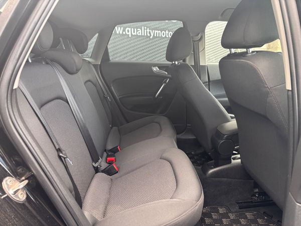 2015 AUDI A1 (S44) 356576929